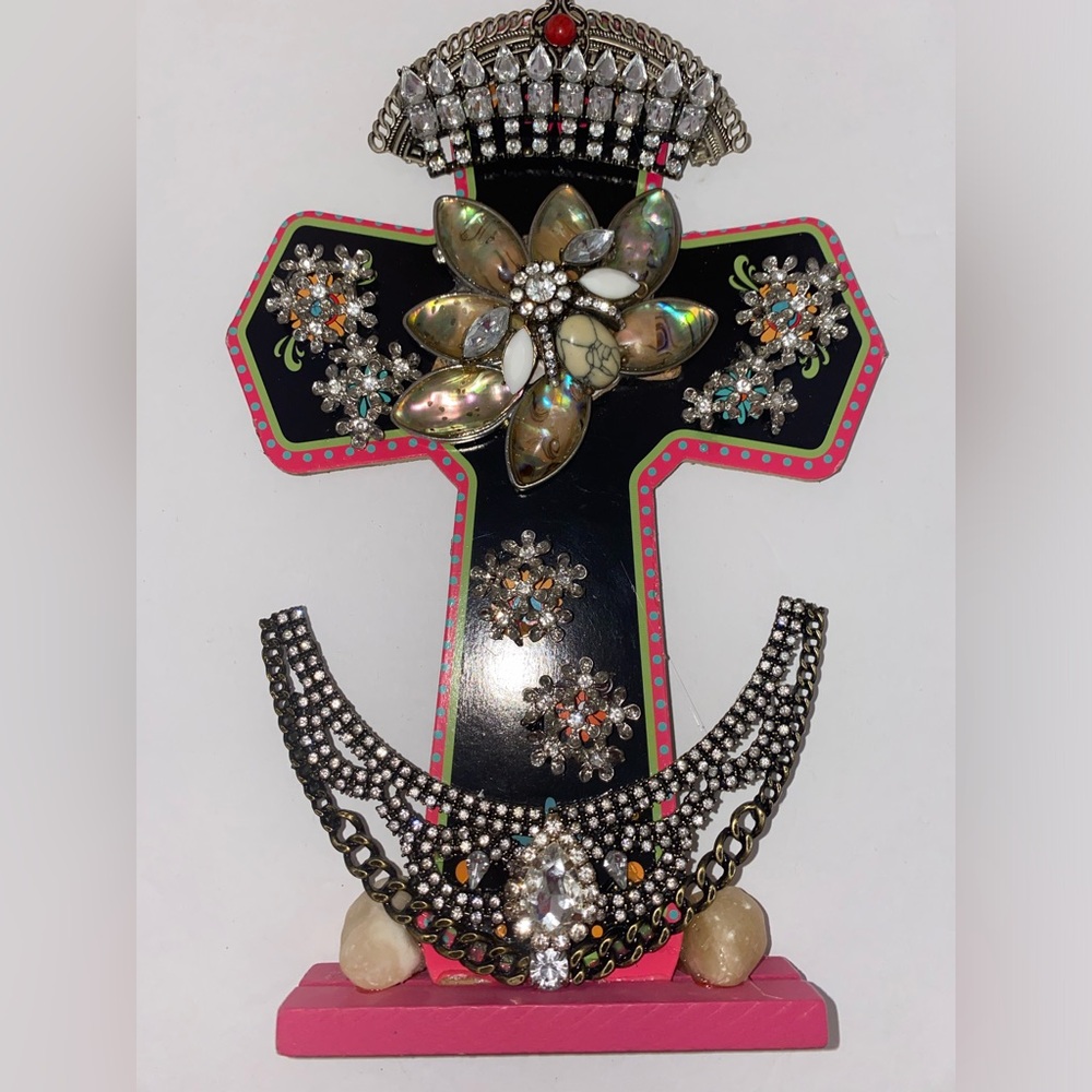 Pressed Carton  ✝️w/base & Repurposed Jewelry 🖤 background, Silver & Rhinestones